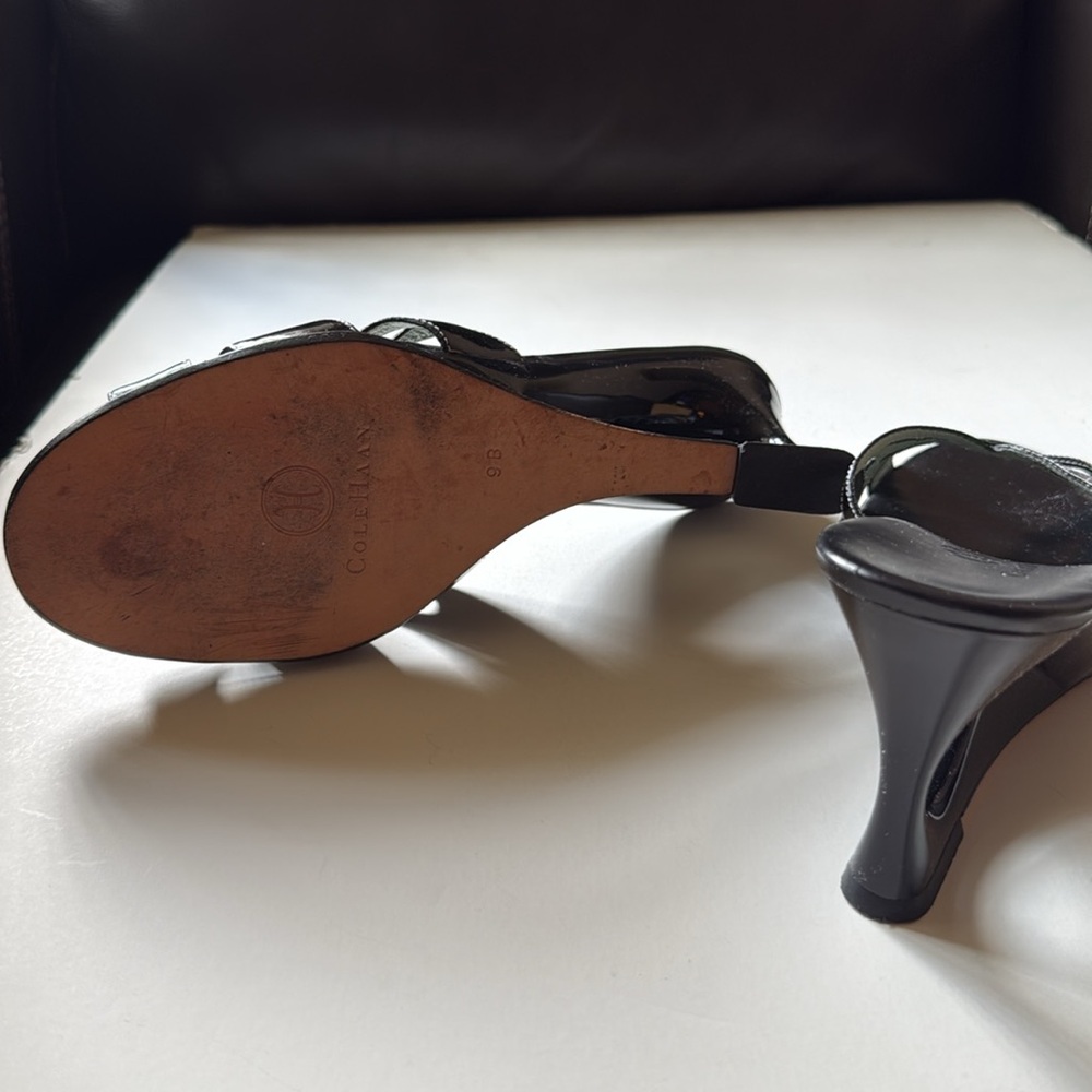 Cole Haan Black Patent Wedge Sandals 9 - Picture 8 of 8